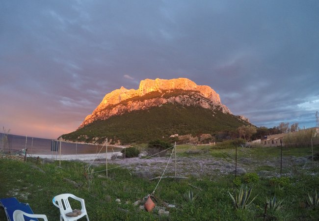 Tramonto su Tavolara